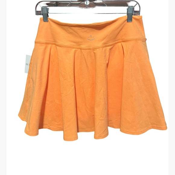 New beyond Yoga hot shot circle short orange - Picture 8 of 14